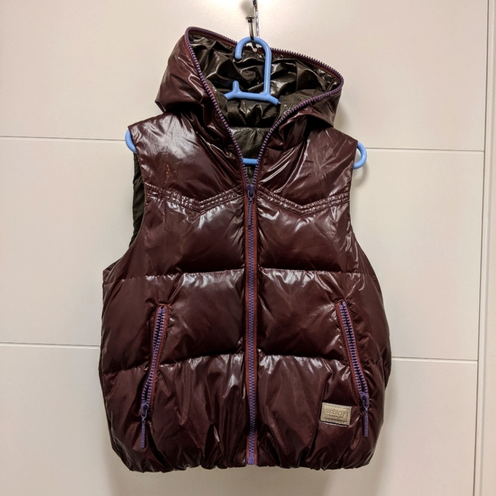 Women down vest. Size 2
